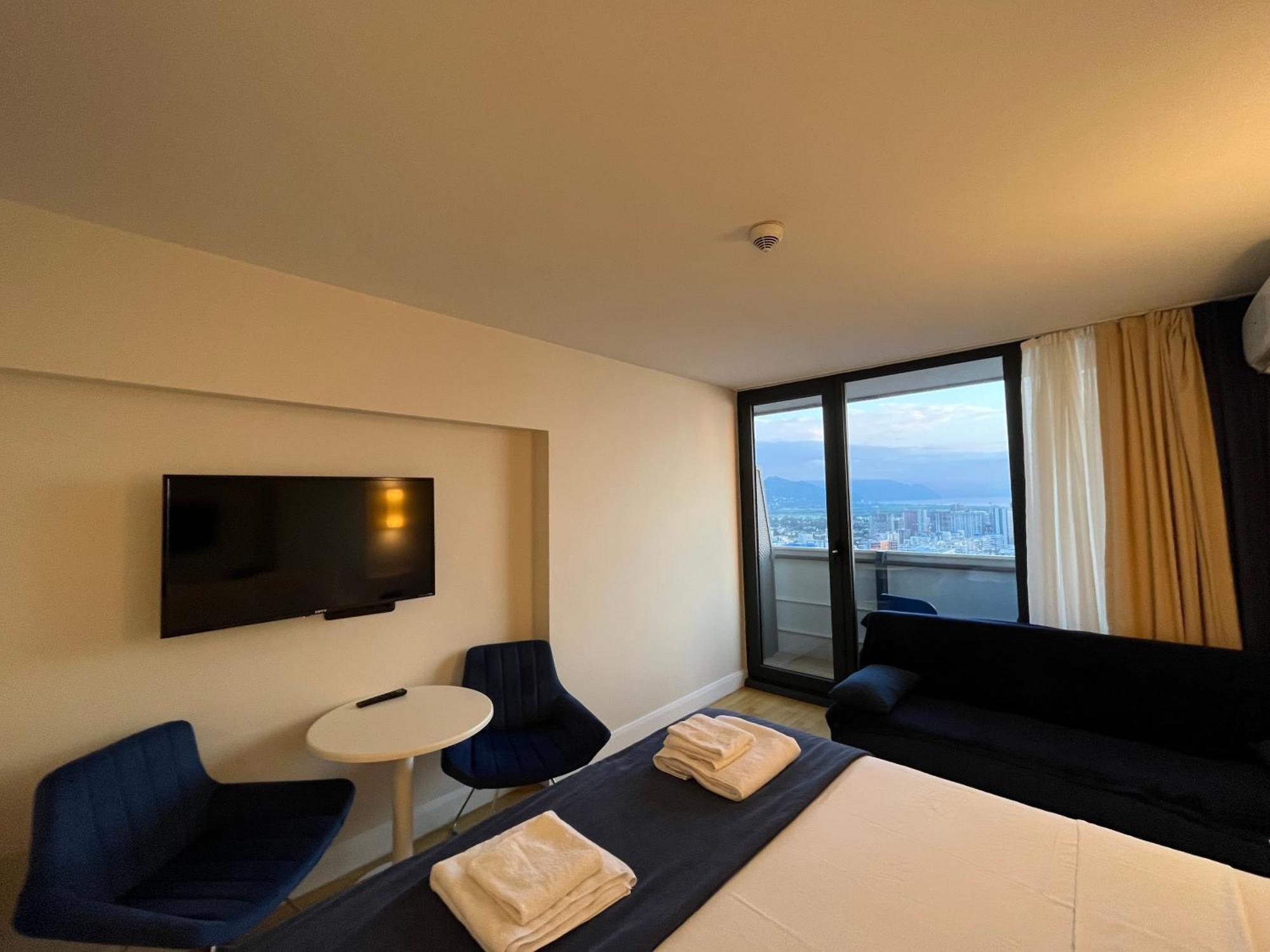Orbi City Sun Tower 43 Floor 바투미 외부 사진