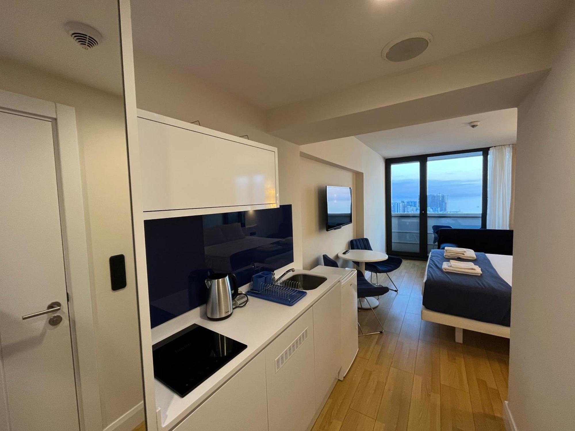 Orbi City Sun Tower 43 Floor 바투미 외부 사진